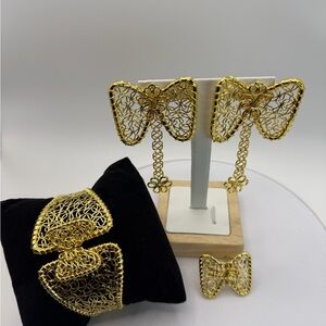 Gold Filigree Bow Jewelry Set